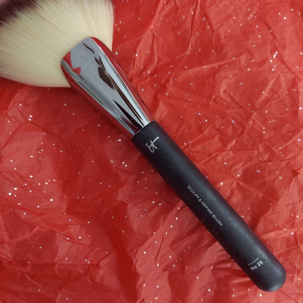 It Cosmetics Makeup Brush Set - Picture 4 of 16